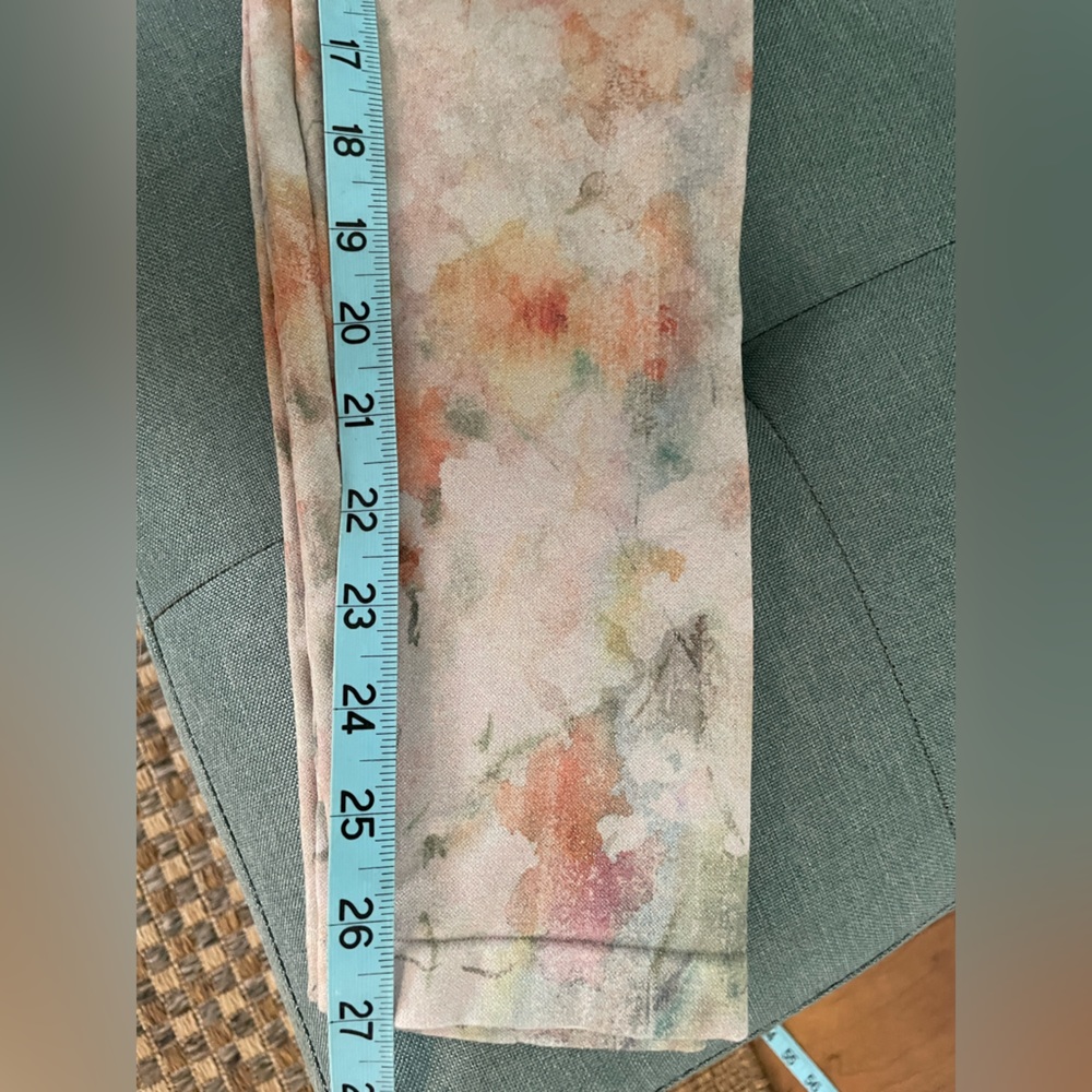 🌻5/$16🌻 Fall leggings - Picture 4 of 4